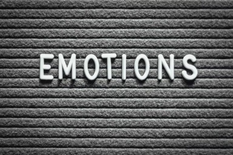 Read more about the article Emotional Intelligence: Why It Matters for Mental Health, Relationships, and Success